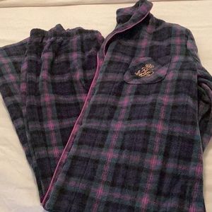 Ralph Lauren Tartan Flannel Pjs. Gorgeous and warm. Size Large. ♥️